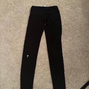Girls ivivva leggings